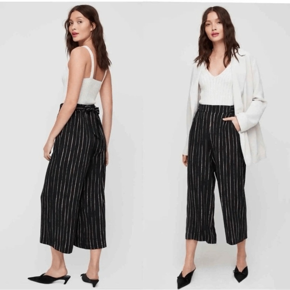 Aritzia Wilfred women’s Black Pinstripe Dress Pants